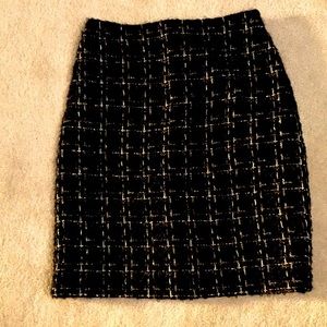 NWOT. Tweed J McLaughlin Skirt. Fabulous! Wool & mohair, w metallic thread.Sz 4.